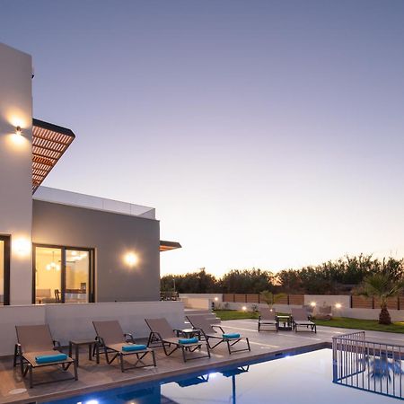Sunnyside Villas, Ideal For Vibrant Stays,By Thinkvilla Pigianos Kampos  Luaran gambar