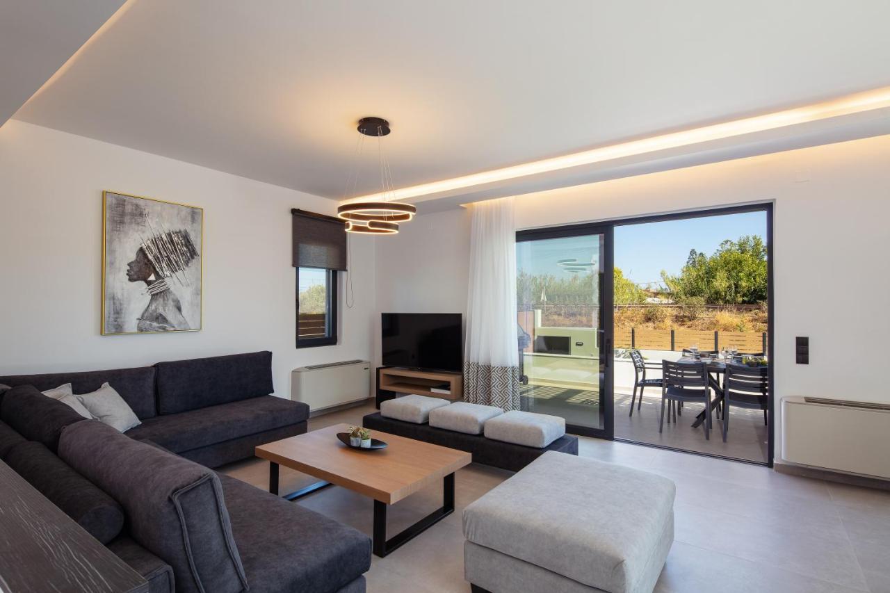 Sunnyside Villas, Ideal For Vibrant Stays,By Thinkvilla Pigianos Kampos  Luaran gambar